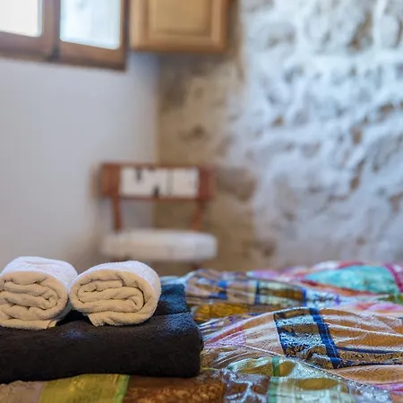 Hostal El Pajar de Tía María Casas del Castañar Habitación foto